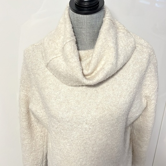 FREE PEOPLE Boucle Alpaca Wool Blend Sweater Cowl Neck, Size L - Picture 2 of 9
